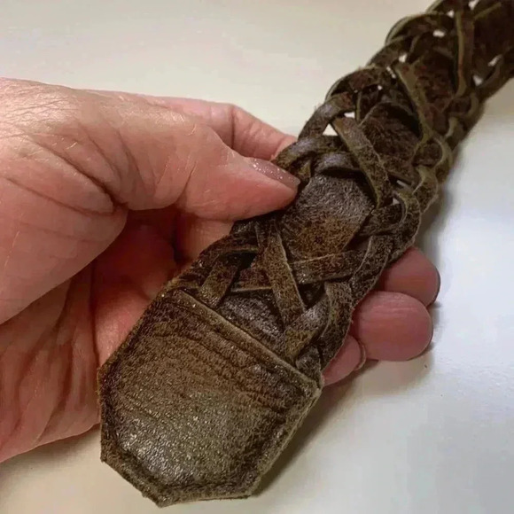 Source unknown distressed leather belt, vintage look - Picture 9 of 13